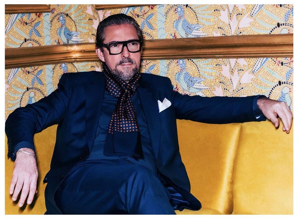 Carl De Moncharline — official portrait